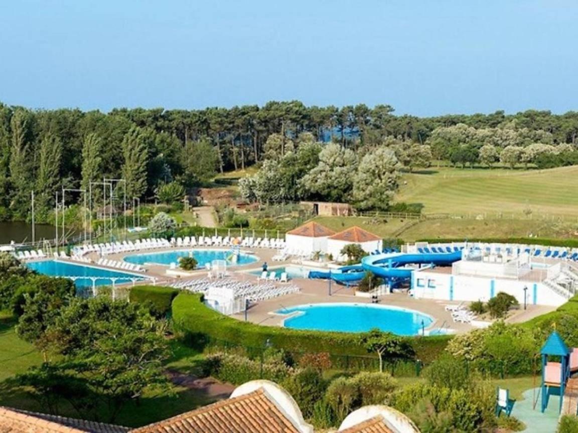 Figure De Proue, Les Sables D Olonne, Port Bourgenay, Talmont Saint Hilaire Apartment Exterior photo